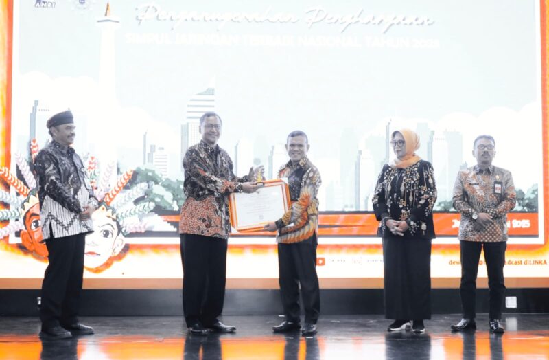 Wagub Fadhlullah Dedikasikan Penghargaan untuk Rakyat Aceh. (Foto:Dok)